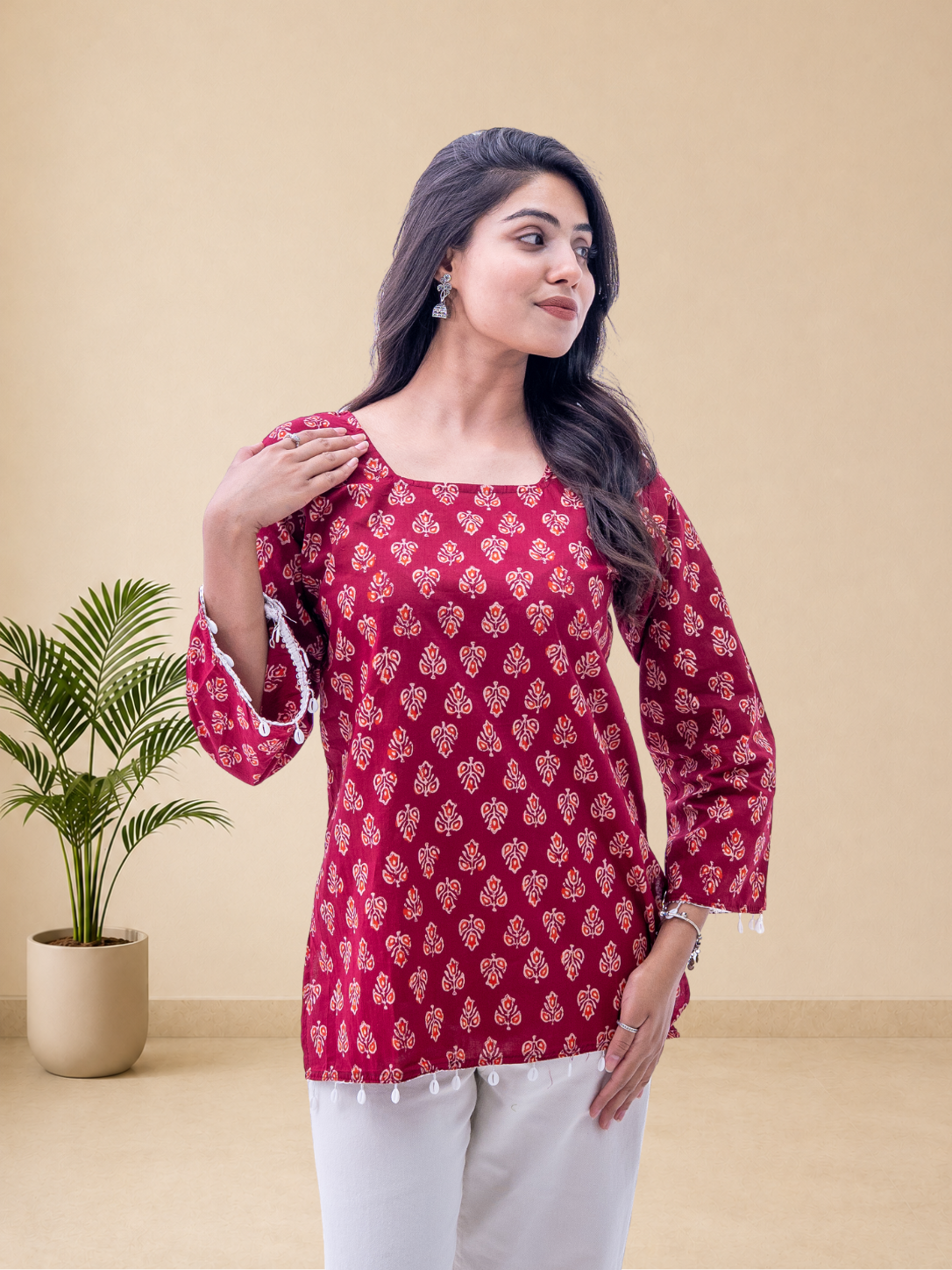 Women's Pure Cotton Maroon Printed Square Neck Top