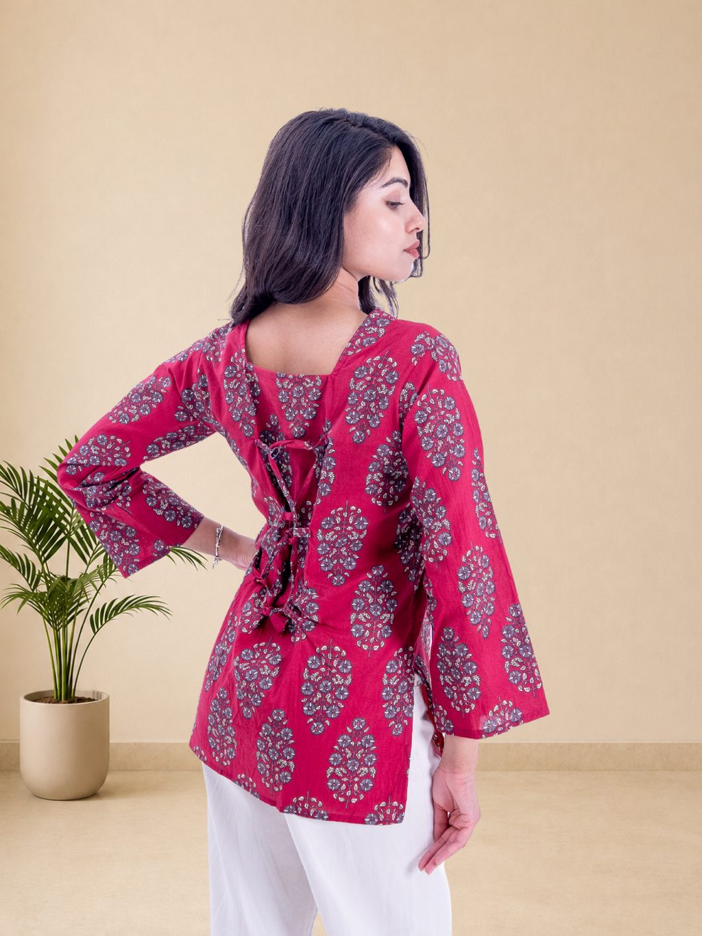 Women's Pure Cotton Magenta Printed Boat Neck Top